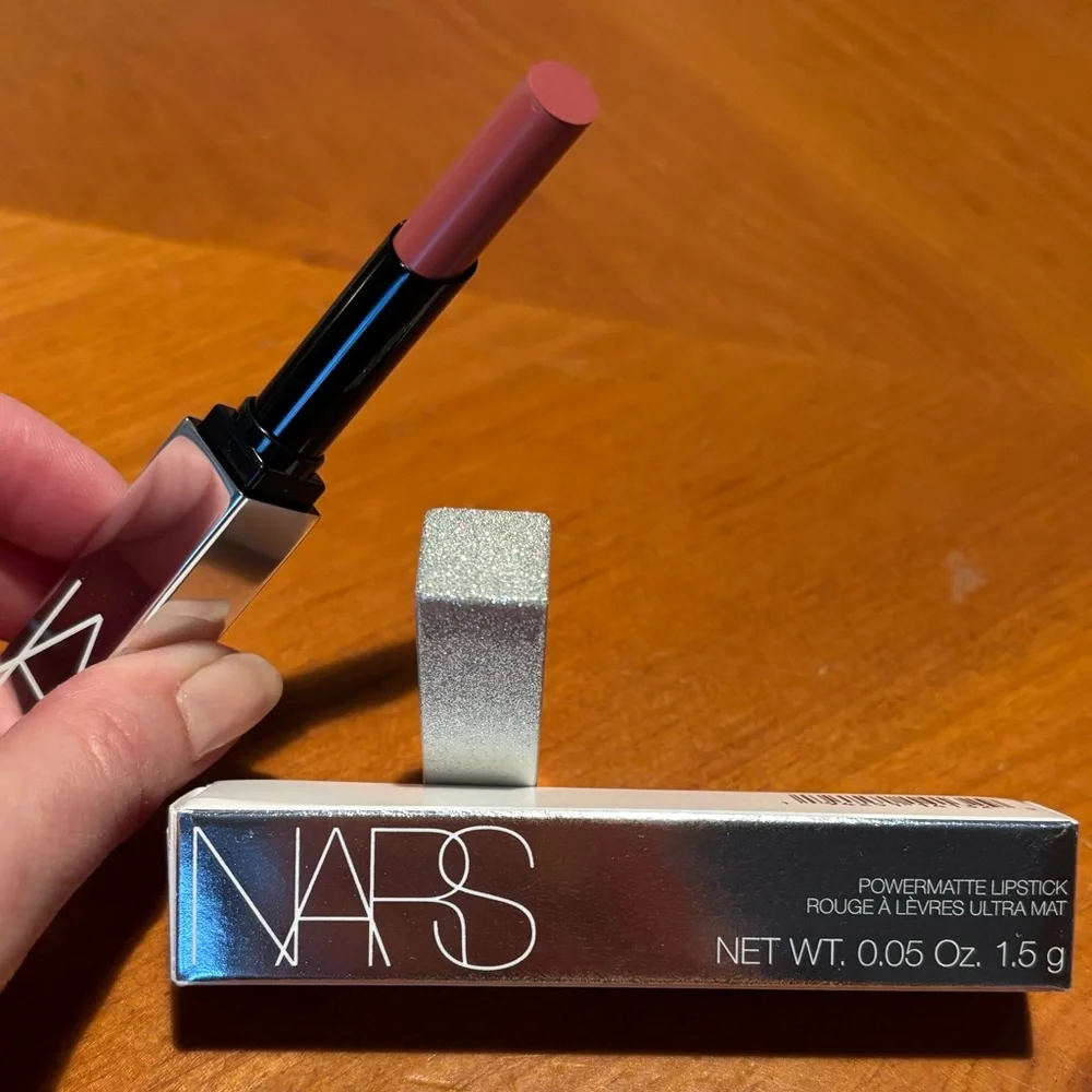 NARS Starlight Powermatte Lipstick American Woman